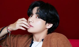 Album "BE": BTS tung ảnh "concept biết nói" của V khiến ARMY được một phen hết hồn