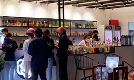 Đà Nẵng cho phép hàng quán bán mang về và bán online rồi, teen order chốt đơn thôi!