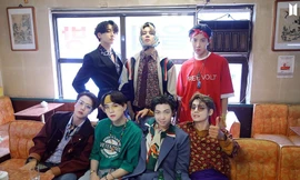Billboard Hot 100: “Dynamite” (BTS) “trượt… ngược” 39 bậc, phá kỷ lục của “Gangnam Style”