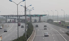 Dừng giảm cho phí xe tải, xe container trên 2 cao tốc 