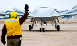 MQ-25 Stingray