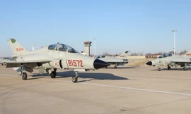 Tiêm kích JL-9 của Trung Quốc