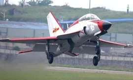 Máy bay JL-9G được nói sẽ hoạt động trên tàu sân bay Trung Quốc