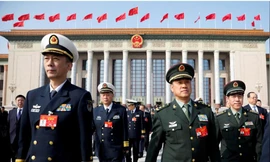 Các đại biểu quân sự rời Đại lễ đường Nhân dân sau cuộc họp trước khi khai mạc quốc hội tại Bắc Kinh, Trung Quốc ngày 4/ 3/2019. REUTERS 