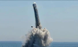 Tên lửa đạn đạo tầm xa liên lục địa JL-2, phiên bản “tiền nhiệm” của loại JL-3