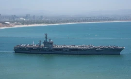 Lần đầu tiên sau gần ba năm, ba tàu sân bay Mỹ đang tuần tra trên vùng biển Ấn Độ - Thái Bình Dương