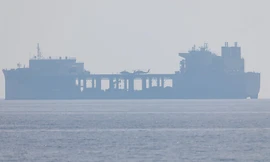 “Căn cứ di động” khổng lồ của hải quân Mỹ