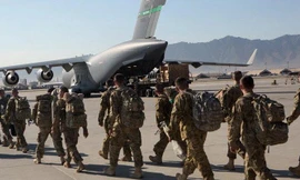 Quân đội Mỹ rời căn cứ không quân Bagram ở Afghanistan, vào tháng 7 năm 2021. (Twitter)