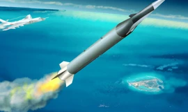 Trung Quốc có ‘sát thủ tàu sân bay’ phóng từ trên không lớn nhất thế giới?