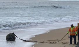 “Vũ khí bí ẩn” dạt vào bờ biển bang Bắc Carolina, Mỹ