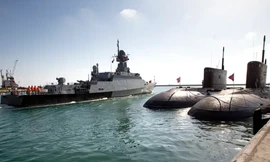 Tàu tên lửa Veliky Ustyug của hải quân Nga xuất phát từ cơ sở hải quân Nga ở Tartus, Syria, để tuần tra ở phía đông Địa Trung Hải, ngày 26 tháng 9 năm 2019. Associated Press