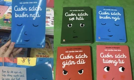 “Cuốn sách vàng trong làng ru ngủ”, vừa nhìn thấy bìa thôi đã muốn lăn ra rồi!