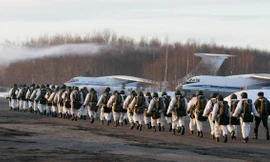 Lính dù Nga tập trận đổ bộ lớn nhất trong 20 năm