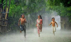 Mưa và kỉ niệm học trò vụng dại