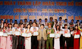 Tuyên dương 100 bí thư chi đoàn giỏi của Thủ đô