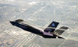 Nguyên mẫu siêu chiến đấu cơ F-35 đạt mốc 1.000 giờ bay
