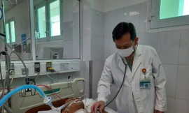 Phẫu thuật khẩn cấp cứu sống bệnh nhân bị đâm thủng tim