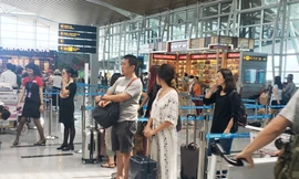 Đà Nẵng cách ly thêm khách Trung Quốc sốt cao tại sân bay