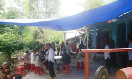 Gia đình và chính quyền địa phương tổ chức lo hậu sự cho 3 mẹ con cô giáo Diệu