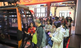 Khách đến Đà Nẵng chơi Tết tấp nập, du lịch thu gần 1.600 tỷ đồng