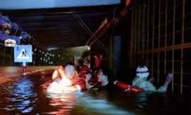 Kinh nghiệm khi thực hiện cứu hộ đồng bào vùng lũ