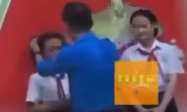 Đình chỉ công tác thầy giáo ‘túm cổ áo, vuốt tóc’ nữ sinh ở Đà Nẵng