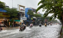 Cảnh báo mưa ngập, Đà Nẵng thông báo khẩn cho học sinh nghỉ học