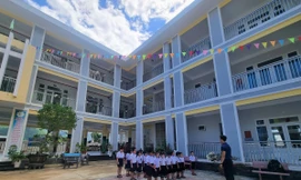 Vụ hàng chục học sinh chưa được đến lớp: Chỉ còn vài phụ huynh 'chê' trường mới