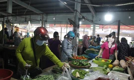 Đà Nẵng thêm 964 ca nhiễm, hơn 100 tiểu thương