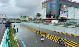 Đà Nẵng: Bốn người chết do mưa ngập, nhiều nơi nước vẫn bủa vây