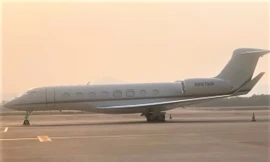 Tỷ phú Bill Gates đi chuyên cơ sang trọng đến Đà Nẵng