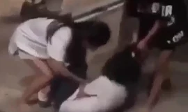 Đà Nẵng: Nữ sinh lớp 6 bị đánh hội đồng chấn động não