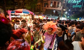 Rực rỡ Trung thu phố cổ