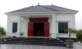 Nhà vườn, xưởng sản xuất trên đất nông nghiệp: Bất chấp 'lệnh' đình chỉ, xây cứ xây