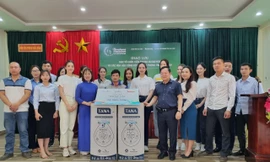 Những máy lọc nước đầu tiên của chương trình Nước sạch biên cương đến với Lai Châu