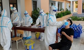 Bên trong bệnh viện dã chiến đóng tại trung tâm điều dưỡng dưỡng thương binh Bắc Giang