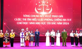 Học sinh rẻo cao thi hiểu biết pháp luật phòng, chống ma túy