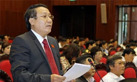 Đề nghị đóng cửa ngân hàng quá yếu