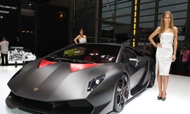 Đại gia Việt nào dám 'rước' siêu bò Elemento 100 tỷ?