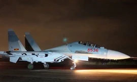 Xuất kích trong đêm