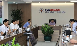 Ông Nguyễn Tiến Khoa, Chủ tịch HĐTV EVNGENCO1, Trưởng Ban chỉ đạo Chuyển đổi số chủ trì buổi làm việc