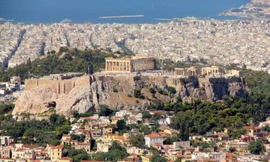  Athens còn được biết đến với biệt danh nào? 