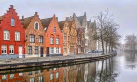 Quốc gia nào có đến 16 bảo tàng và 2.000 cửa hàng bán chocolate?