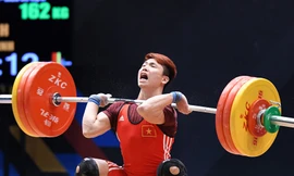 Tin nóng SEA Games: Việt Nam và Singapore tranh top 3