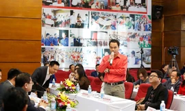 Ông Nguyễn Văn Tưởng-Chủ tịch công ty trầm hương Khánh Hoà phát biểu tại giải Golf Tiền Phong Championship