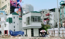 Nhà 4 mặt tiền ở đường Xã Đàn - Hoàng Cầu trước ngày thông xe