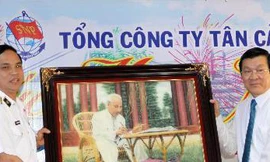 Chủ tịch nước chúc Tết Quân đoàn 4, Tân Cảng Sài Gòn