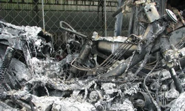 Ba xe máy bốc cháy trên xe chuyên dụng của CSGT