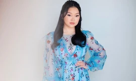 Cô gái Cần Thơ diện đầm xuyên thấu ở Quả Cầu Vàng 2021