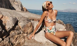 'Siêu mẫu triệu đô' Joan Smalls nóng bỏng đầy hoang dại với áo tắm